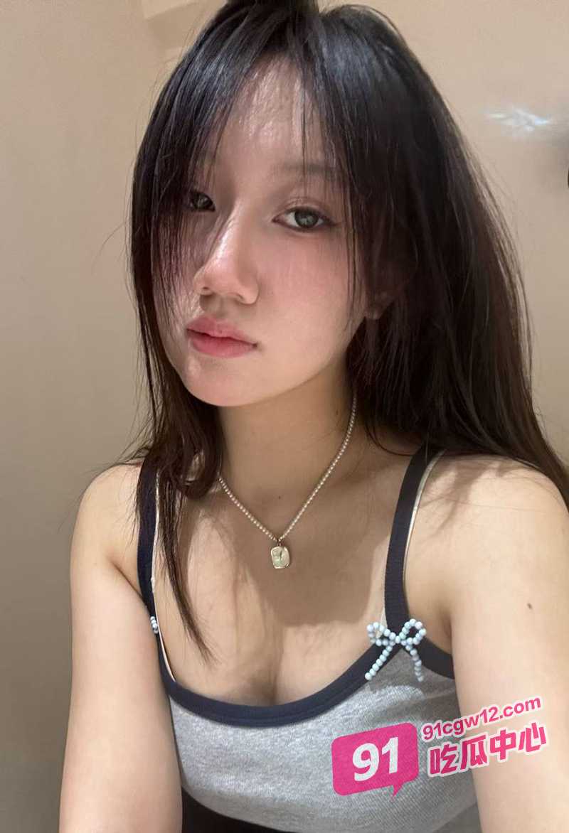 河北财经大学柯卢雨 身材一级棒小母狗 第一视角镜头爆操大奶左摇右晃 撸管必备!