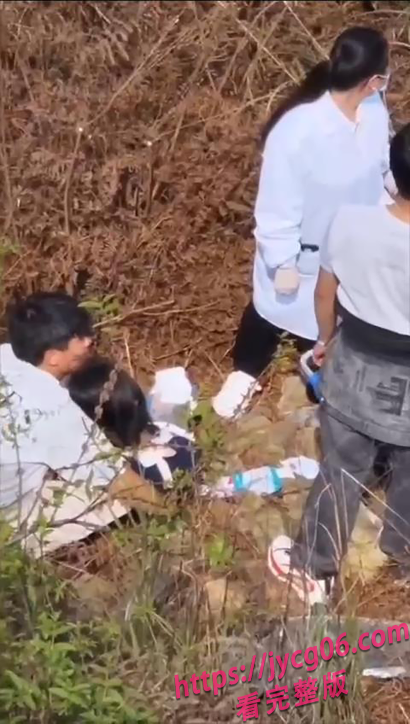 广西女骑士机车失控坠崖！飞出悬崖急救无果！ 配图2