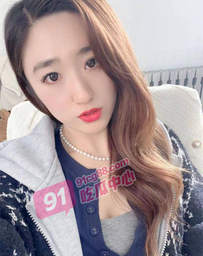 沈阳会计邓阿冰 清纯甜美床上却是人尽可夫的淫娃荡妇