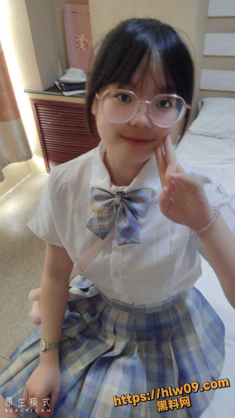 高中生嫩妹兼学霸 王梓捷 遭渣男几百元出卖 露脸性爱视频全网泄密！