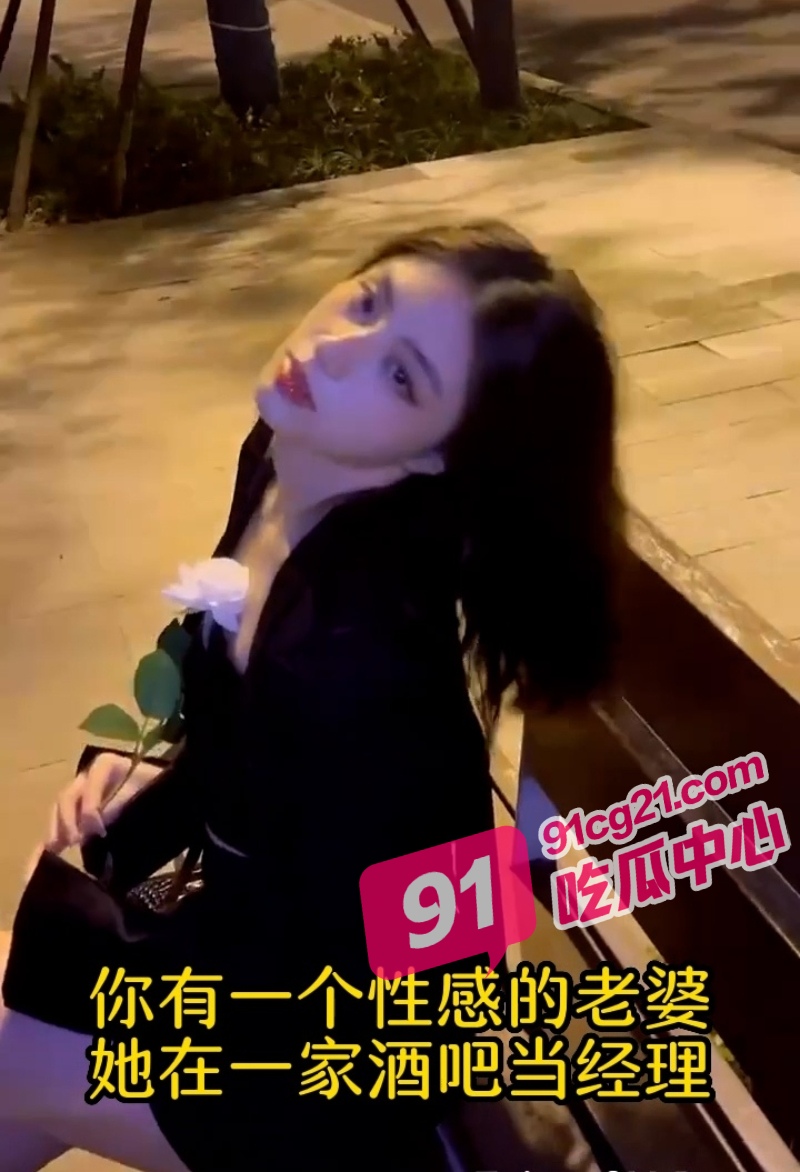 2_W_800px.jpg