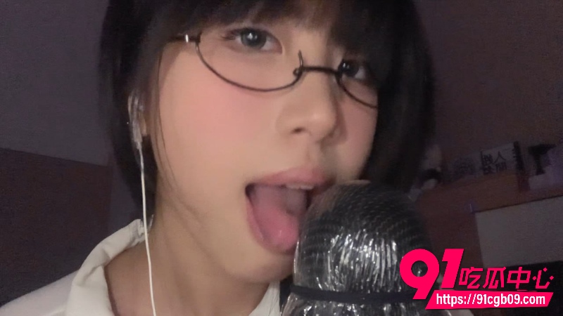 超反差眼镜少女 小0觉觉猪5 超反差眼镜少女 小0觉觉猪5