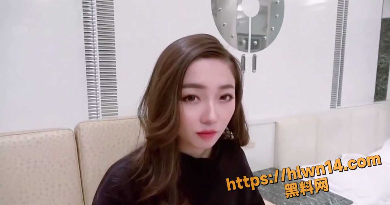 究竟这是从良鸡还是出轨妻 高颜值粉嫩美乳性感人妻 宾馆私会地下情人！
