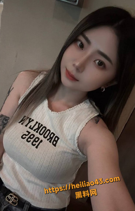 21岁纹身美女老板娘 不雅视频泄密流出 白虎蜜穴骑乘榨精 画面超带劲！