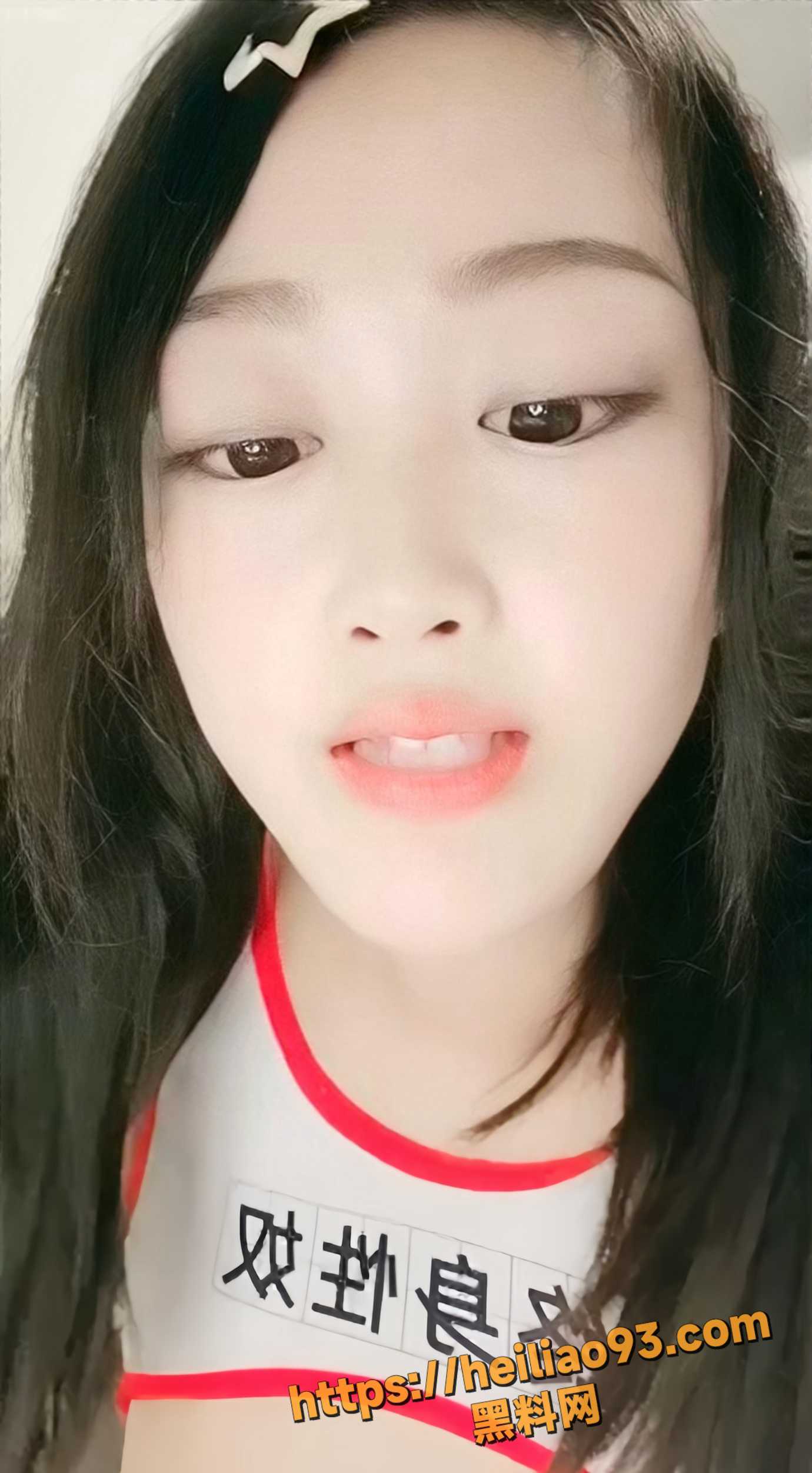 重口猎奇系列 极品嫩妹茄子大萝卜插穴自慰 阿黑颜表情极致反差