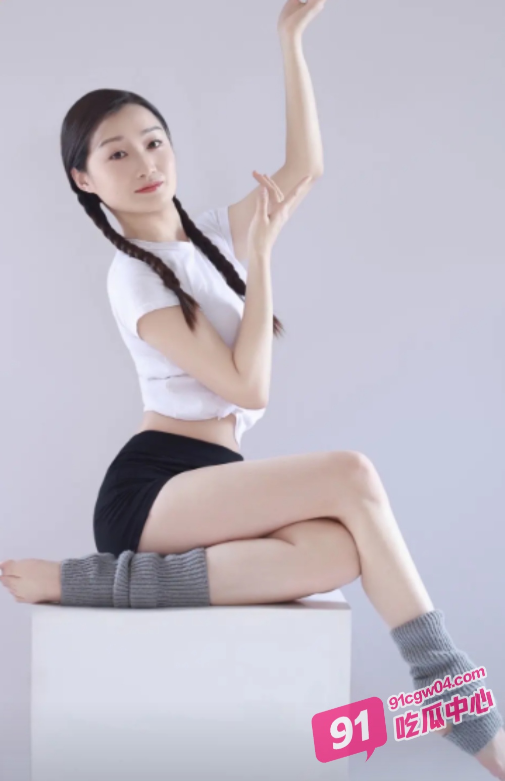 推特Vissstaaaas约操拉丁舞舞蹈老师 骑马式插穴把美女操爽了还要主动约二炮！