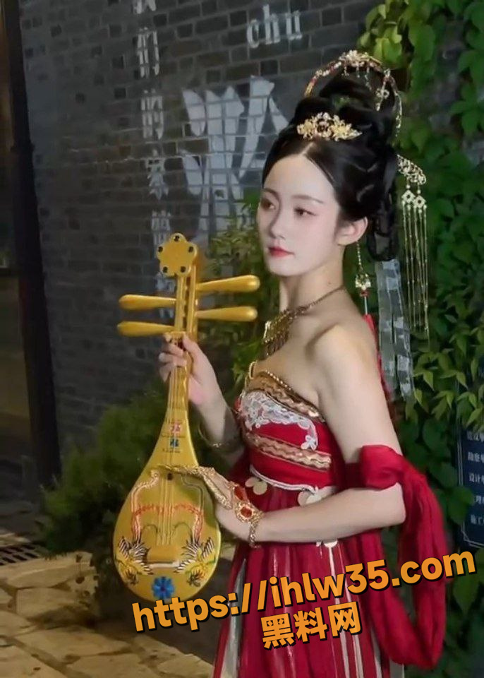 苏州 郑舒娅 被男友发现是媚黑婊 直接曝光全网 郑舒娅宣誓:唯爱黑屌 终生媚黑