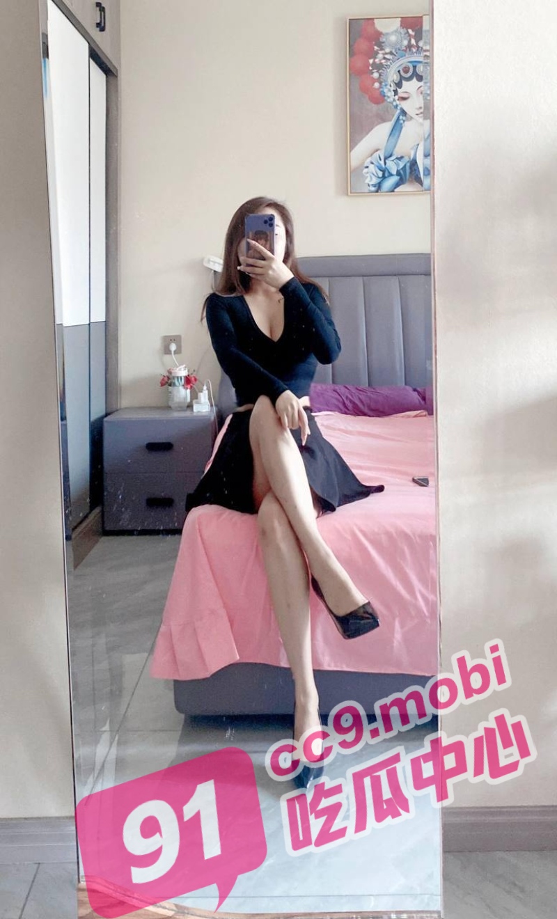 12_W_800px.jpg