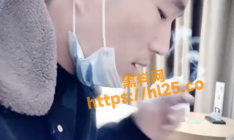 最新七天探花直播被鸡头找上门打断手被带走实录！直播有风险，探花需谨慎～