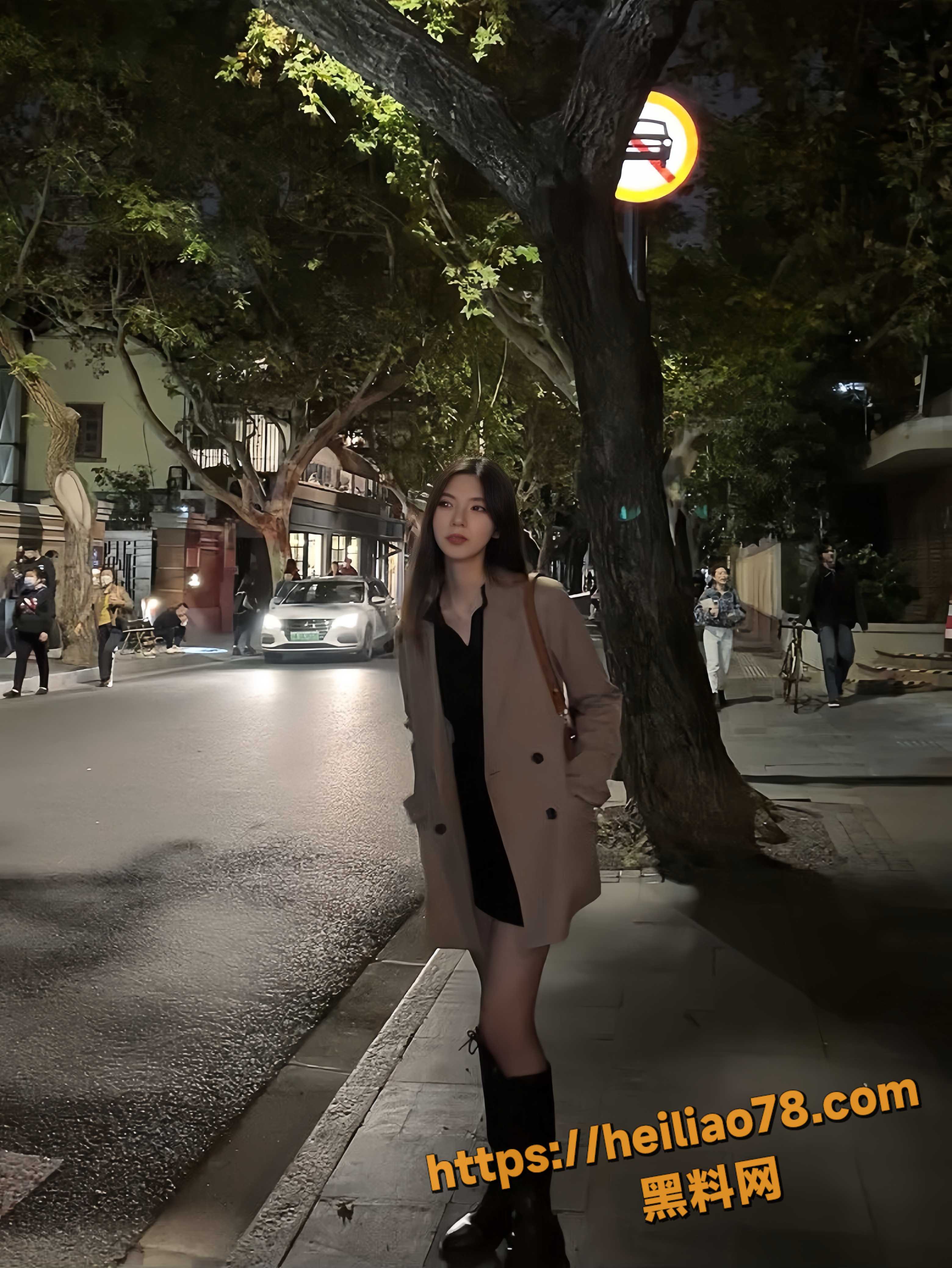 上海师范大学南华学院 冷艳校花反差母狗 绿帽男友外网视频泄密换钱