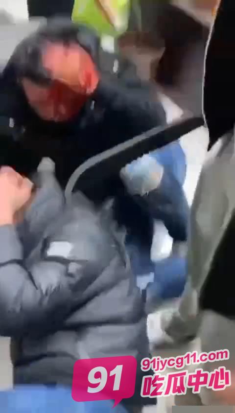 台湾大事件！赌博被发现出老千这是真的把手留下了？ 配图3