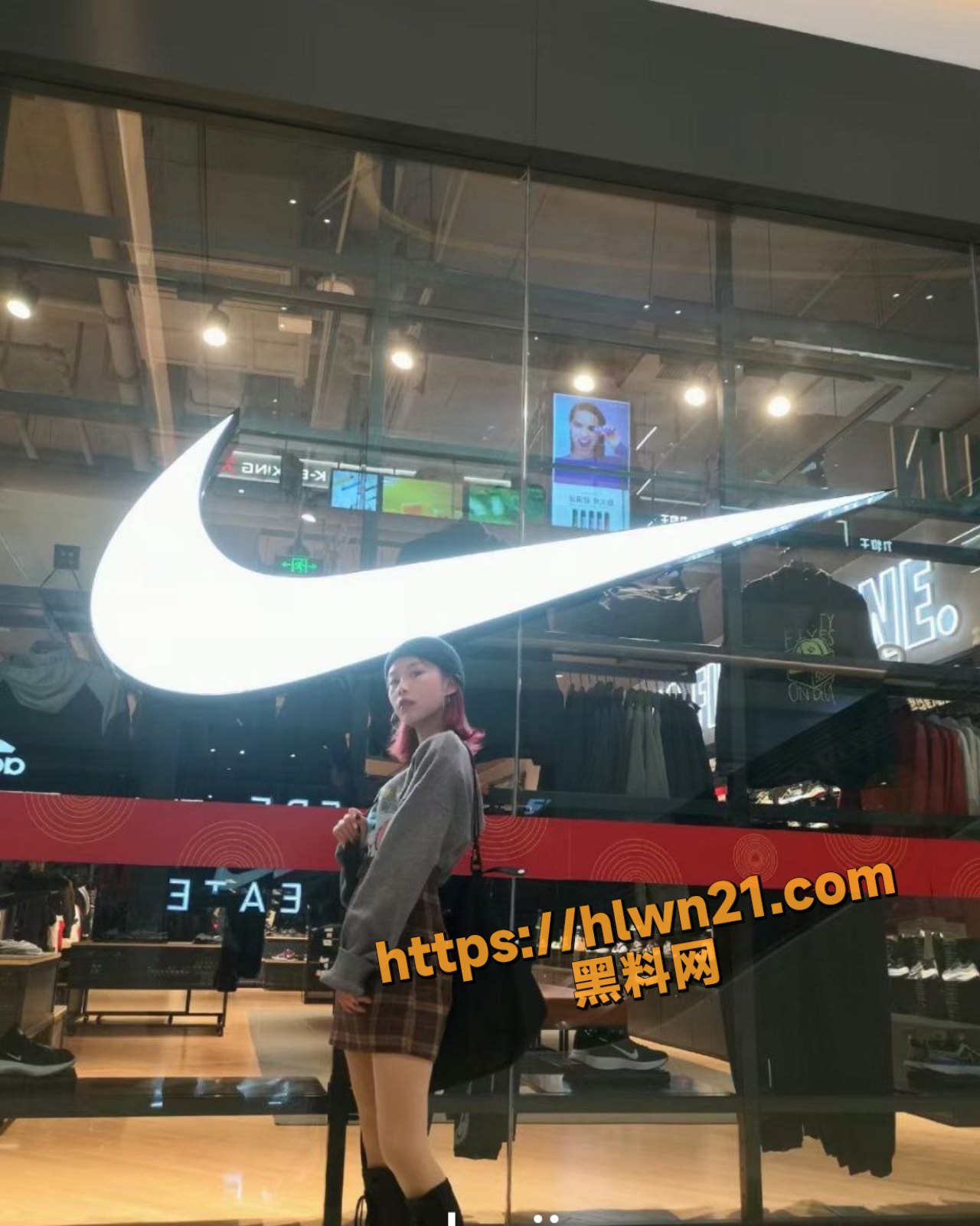 我和30岁寂寞少妇的约炮之旅 一次没射已经来过两次高潮了 潮红的脸颊上露出了满足的微笑！