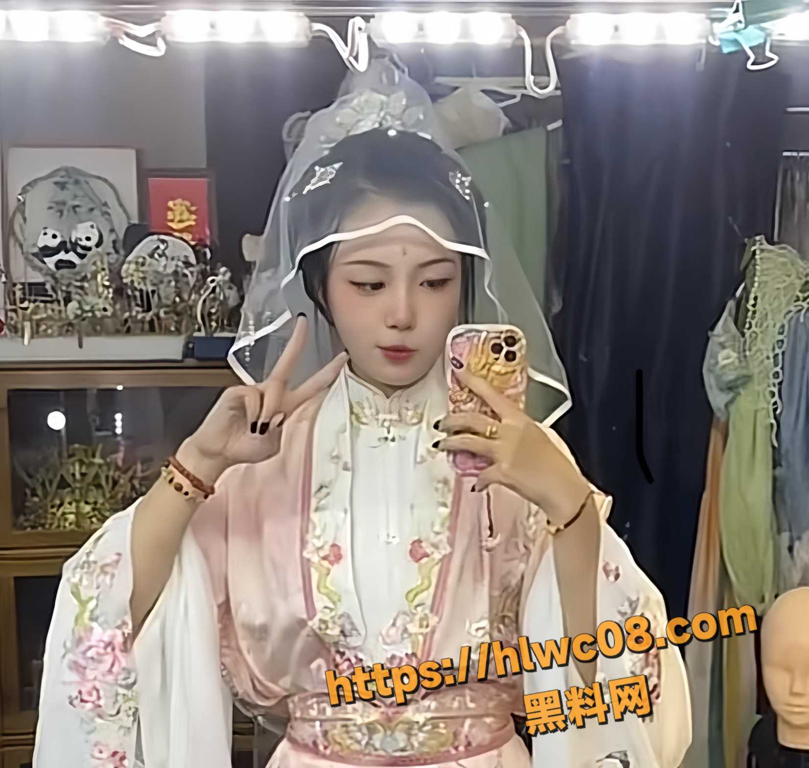 极品高颜值少妇 宋可晴 性爱自拍意外流出 口交吃鸡后骑乘榨精