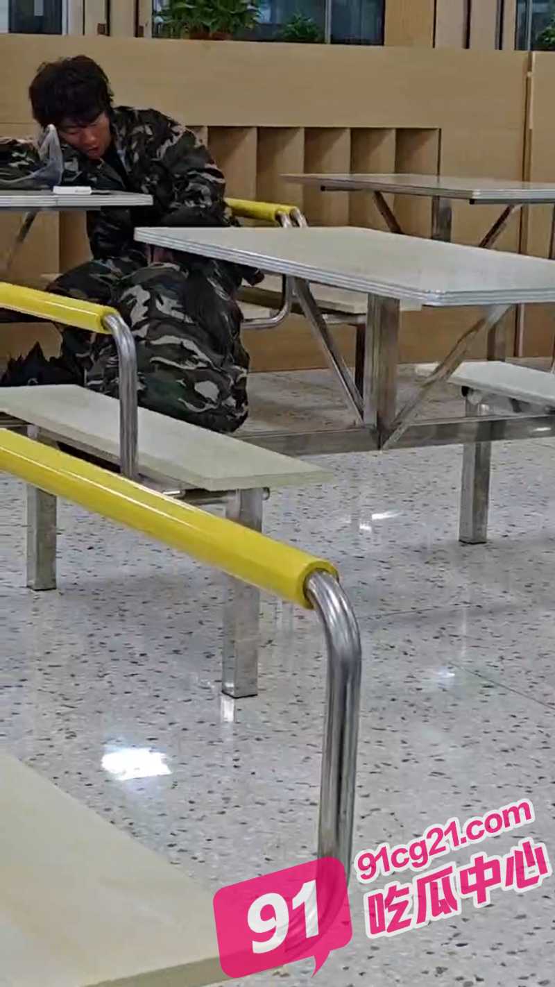 1_W_800px.jpg
