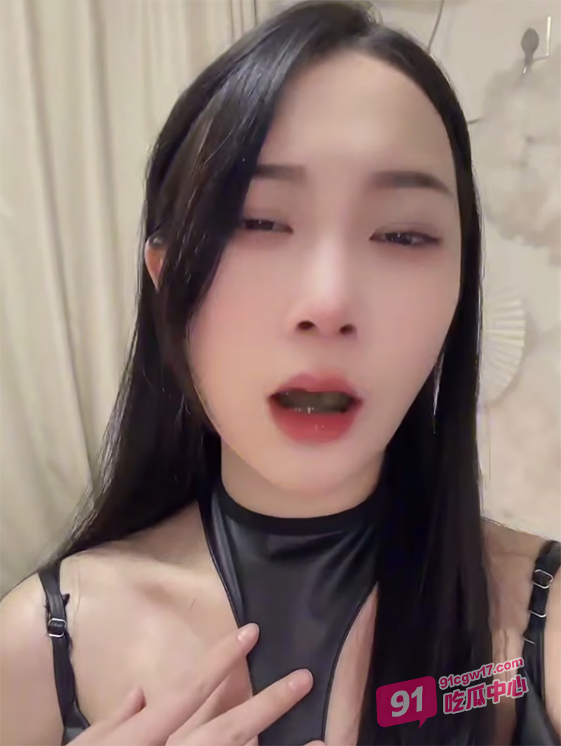 抖音百万粉保护好溪溪 付费私拍福利合集流出 多场景展示妖娆身材！ 配图4