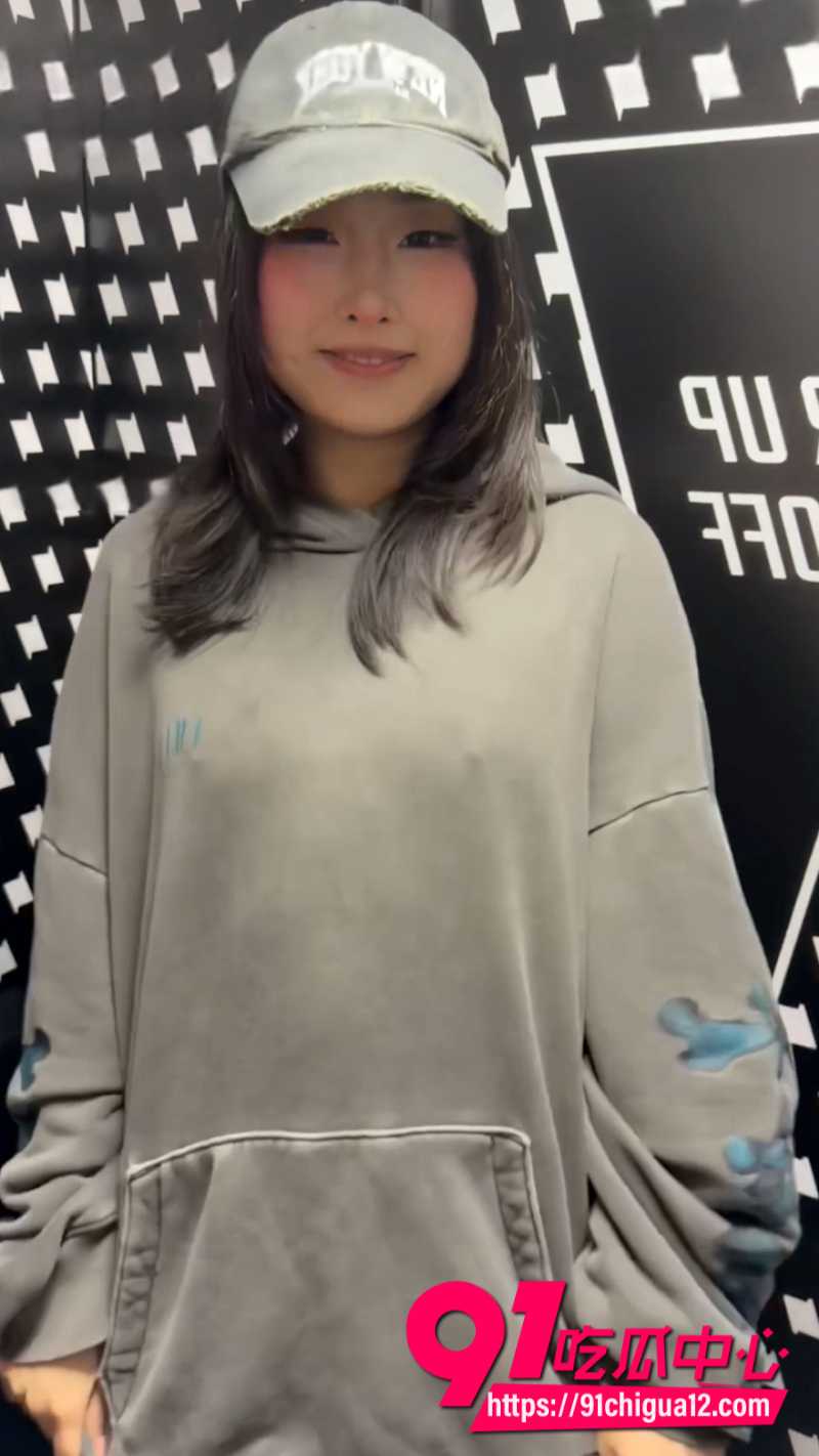 推特露出女王噗噗6