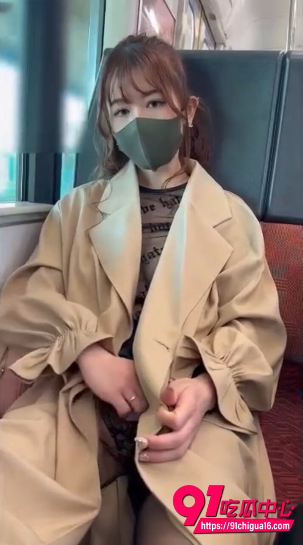日本美女户外露出视频4