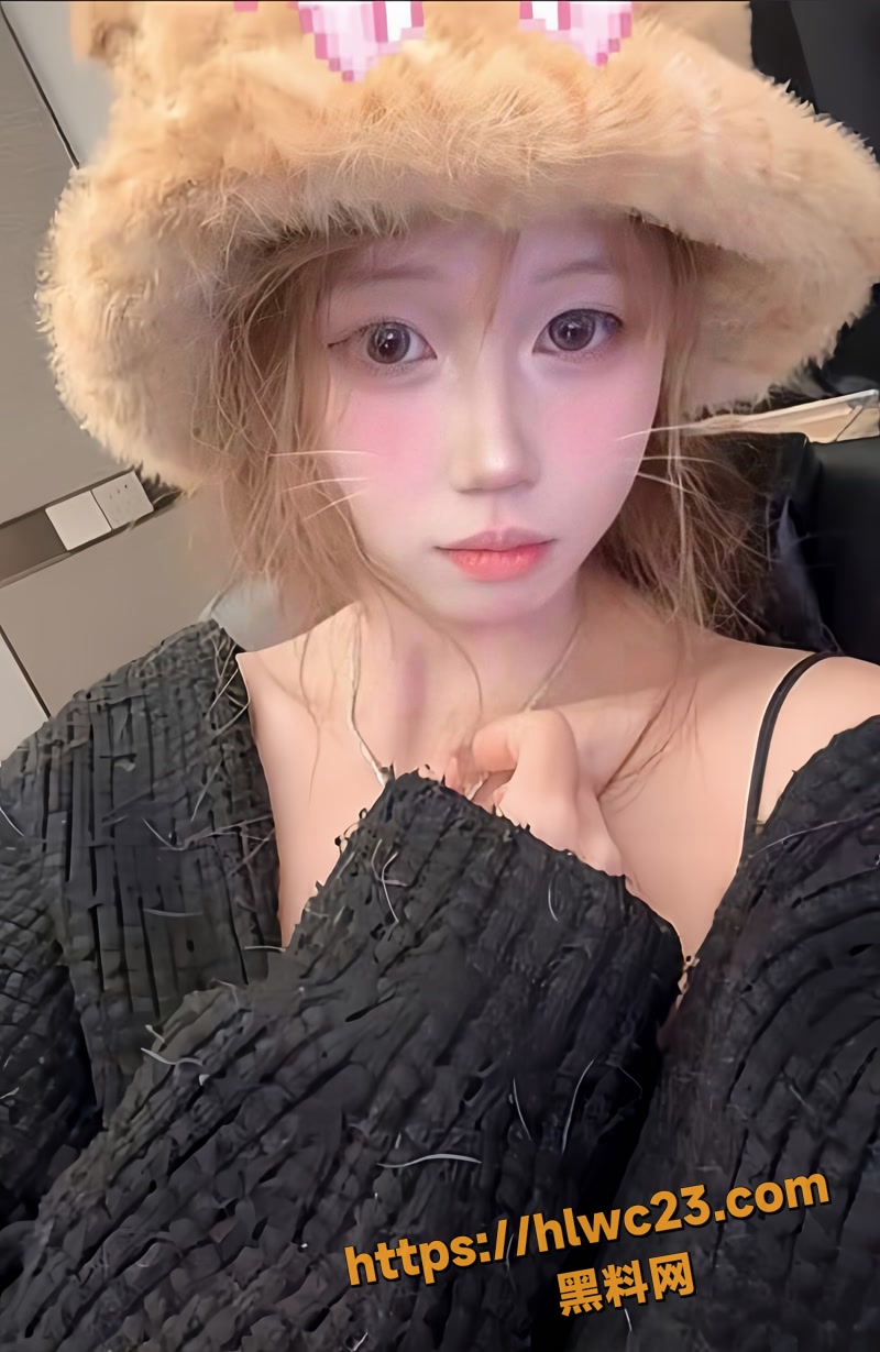 农村最新家庭乱伦视频流出 女儿刚上大学就被亲爸连夜按住疯狂内射