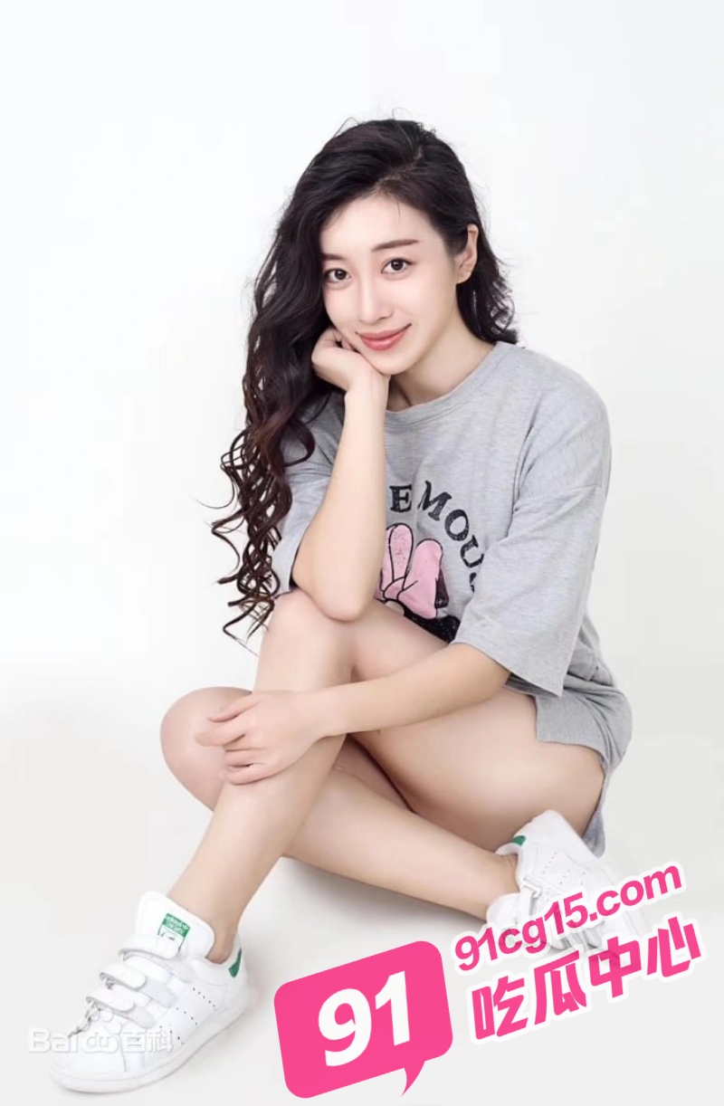 演员 张译丹 塌房事件 得罪导演主动用身体赔罪 长达20秒不雅视频流出