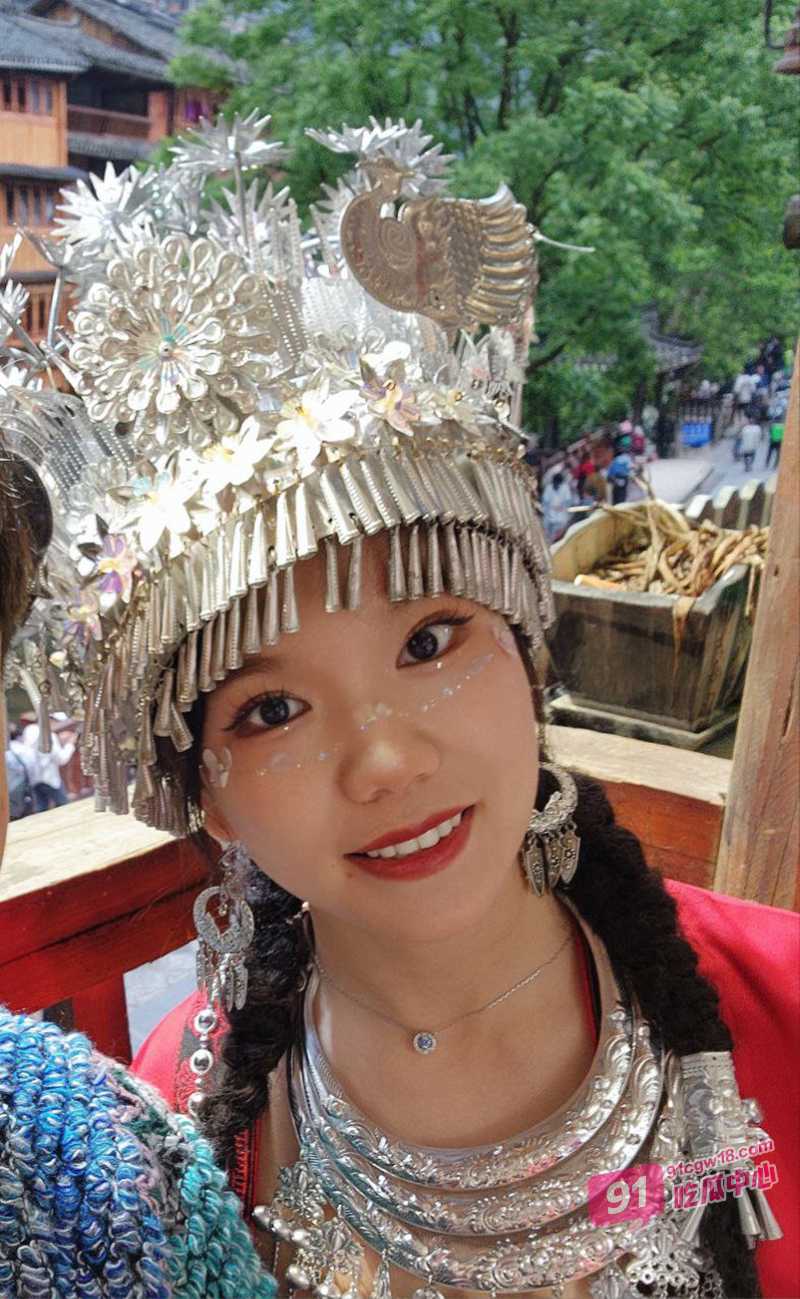 瓜友曝光自家反差幼师柳柳 长像清纯乖巧却有着花式玩法 还求评价侮辱！ 配图4