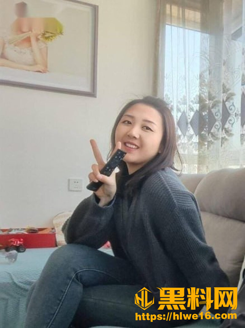 山东威海95后 王艳 老公长期不在家 嫩妻寂寞难耐遭人上门疼爱