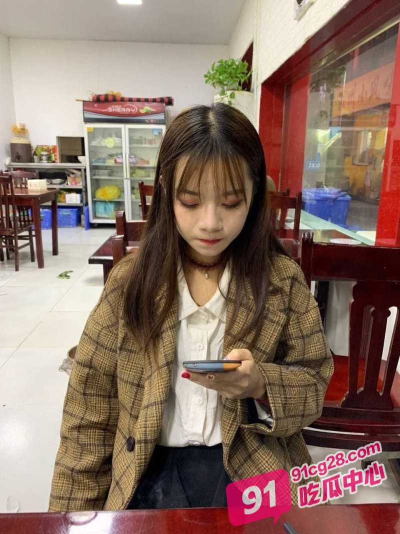 一块蛋糕的爱情 湖州学院杨文静 被无良学长哄骗上床爆操！