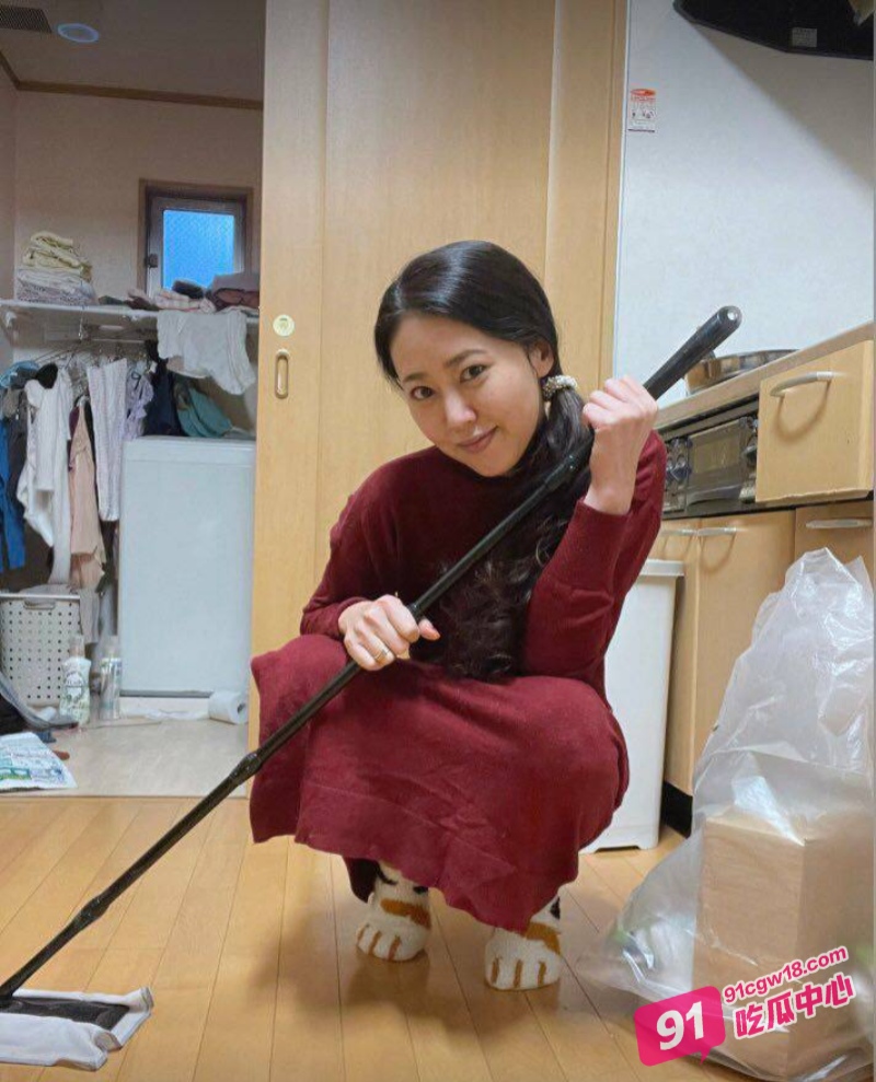 那些年错过的少妇 当年不想要现在求着操 调教各地风骚淫妇合集强势流出！ 配图7