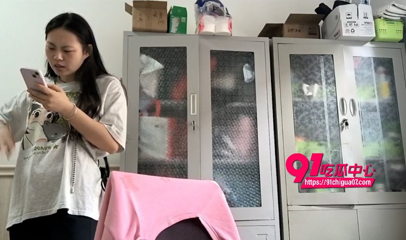 天津建华医院护士更衣室遭偷拍 4