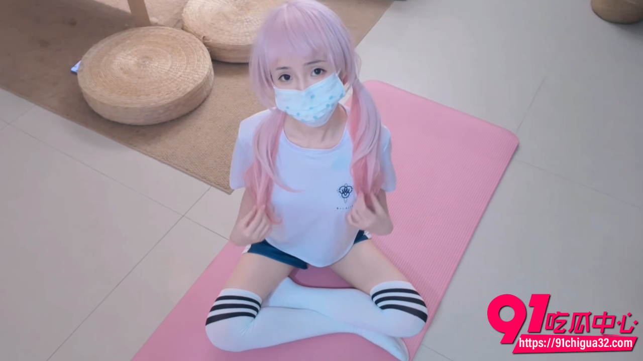 高颜值反差婊萌宅少女父女乱伦 考试前被爸爸肉棒塞满小穴狂操内射