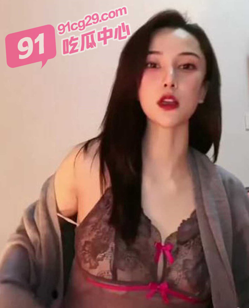 抖音网红 无名小姐加加 高冷御姐直播频频露点 保证看了血脉喷张！