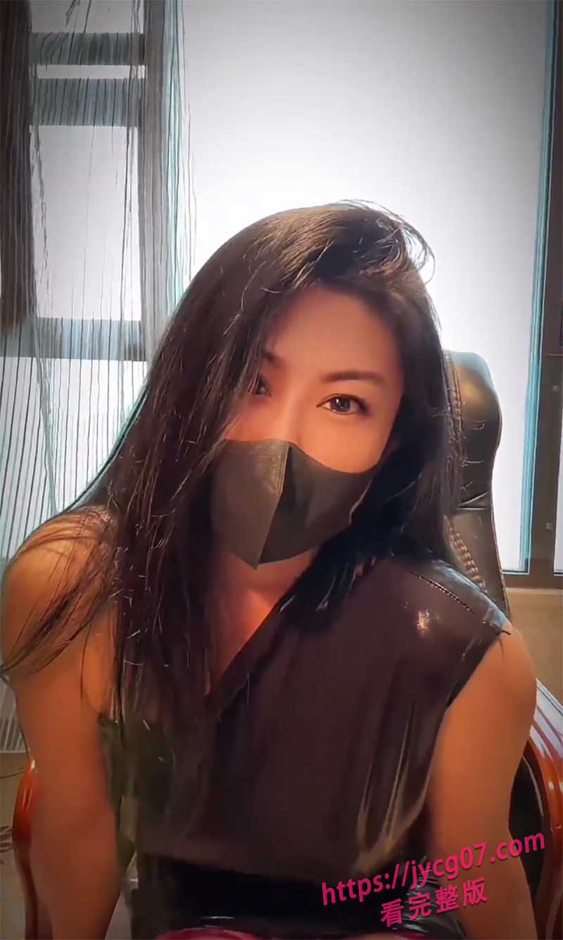 抖音网红黄撕后刑SS定制视频流出！尺度极大画面冲击眼球！