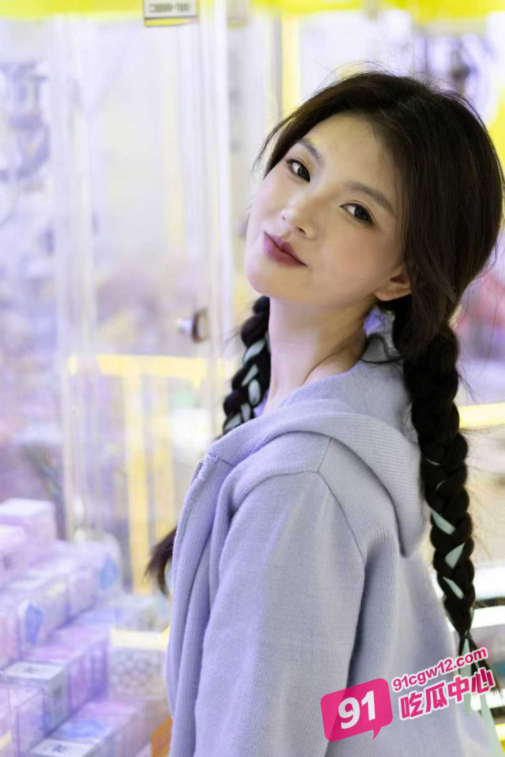 小情侣自拍性爱视频～性感女友主动上位享受着男友肉棒的攻击！