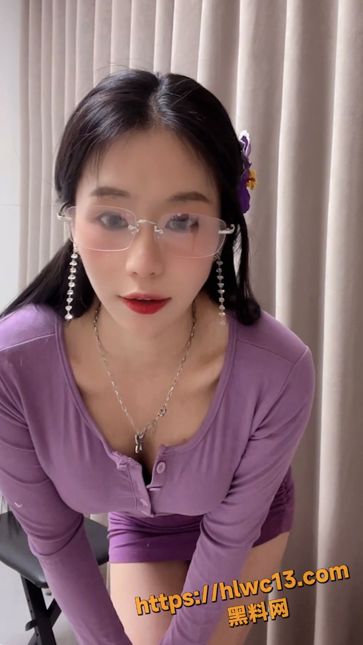 极品人妻 宵夜 超短裙私密福利直播 在线骑乘假屌猛插嫩穴 表情迷离尺度全开