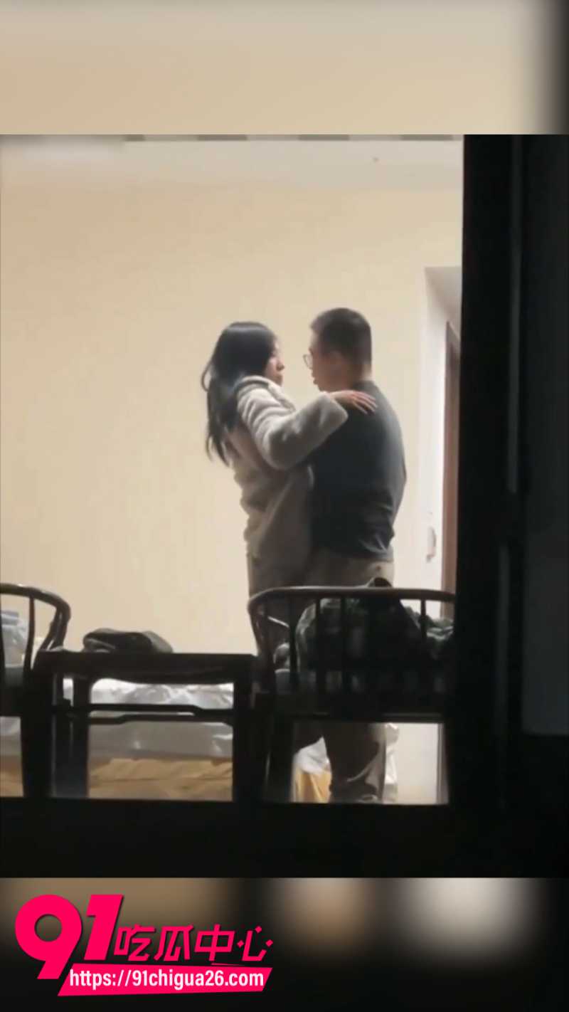 中国农业大学男老师勾引女学生酒店约炮3