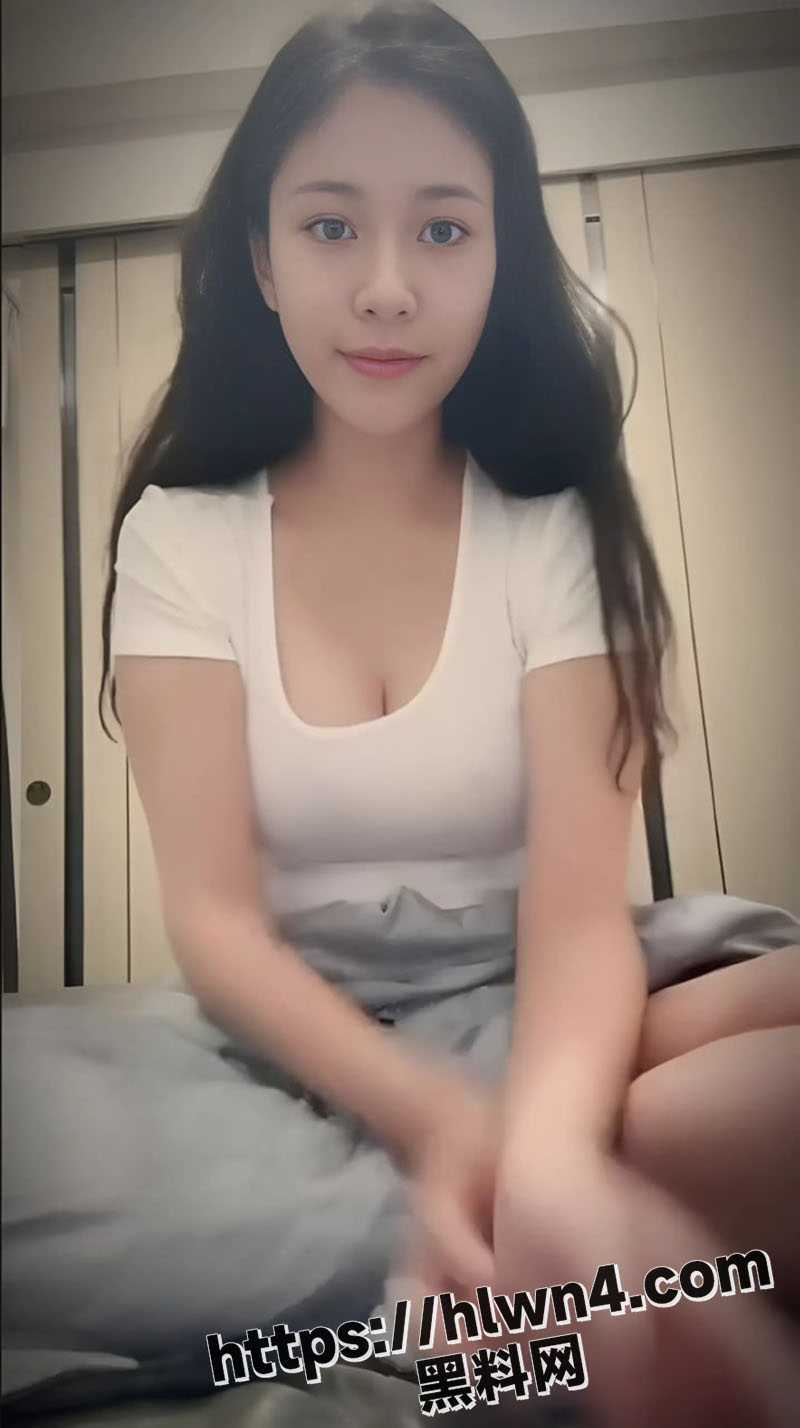 香港巨乳女子 Coco姐 借钱不还裸照被人上传到网上曝光 程露脸实拍展示完美身姿