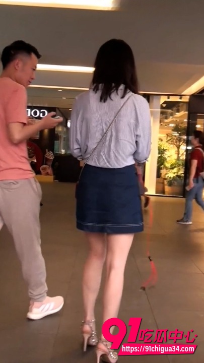 商场众多御姐少女抄底合集3