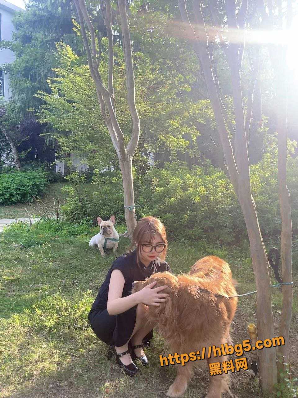 贵阳 骚屄母狗 李成乔 26岁 c罩杯 喜欢被强迫 掐脖子 扇耳光 骚屄敏感容易出水 喜欢幻想自己被干