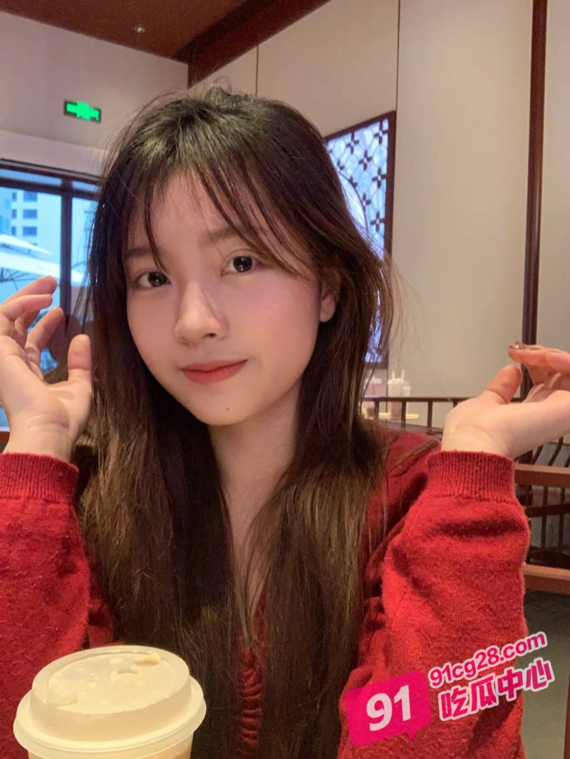 山西临汾陈美玲群p大作战 一女战三男 小皮鞭抽臀调教！