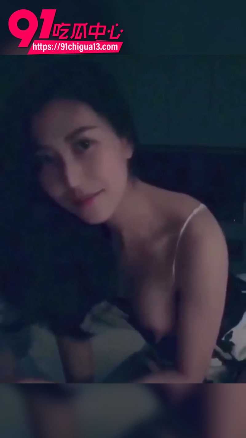 虎门木然庞凤华出轨被对象暴打17