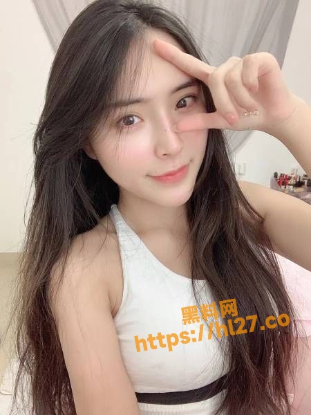 高颜值校花女神 温尔 拍下大量裸体自慰福利，刷个火箭即可享受自慰潮喷的高潮感！