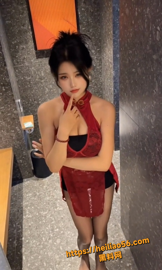 抖音网红 辰妈吖 黑丝挑逗私拍爆出 完美身材性感到喷血 速来舔屏！