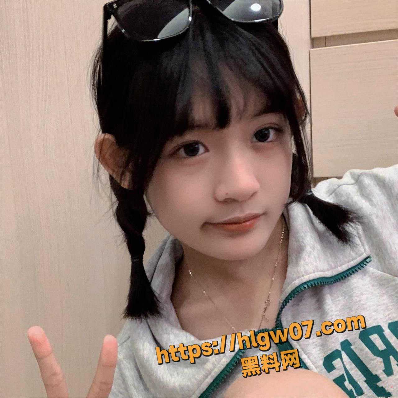震惊台湾IG网红张砚与前男友裸聊视频遭渣男录屏曝光 隐私泄露引发热议 尺度惊人令人咋舌!