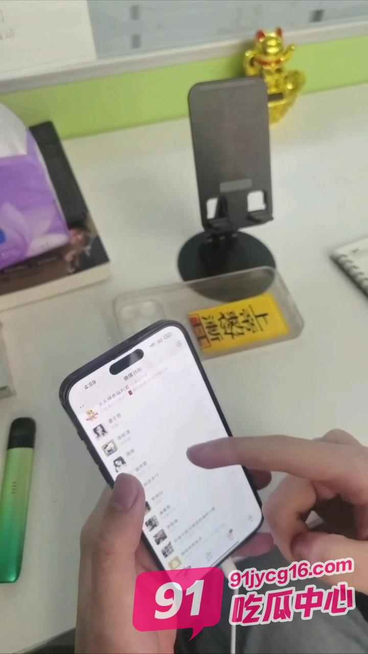 长得帅真能当饭吃啊 小伙一次聊7个富婆包养！ 配图2