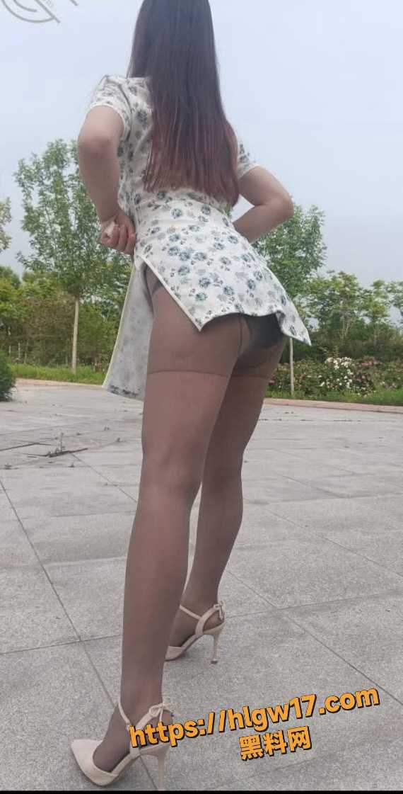 海角社区 大胸嫂子会喷水 41-45集 后续会持续更新！满足了你对女人的所有幻想