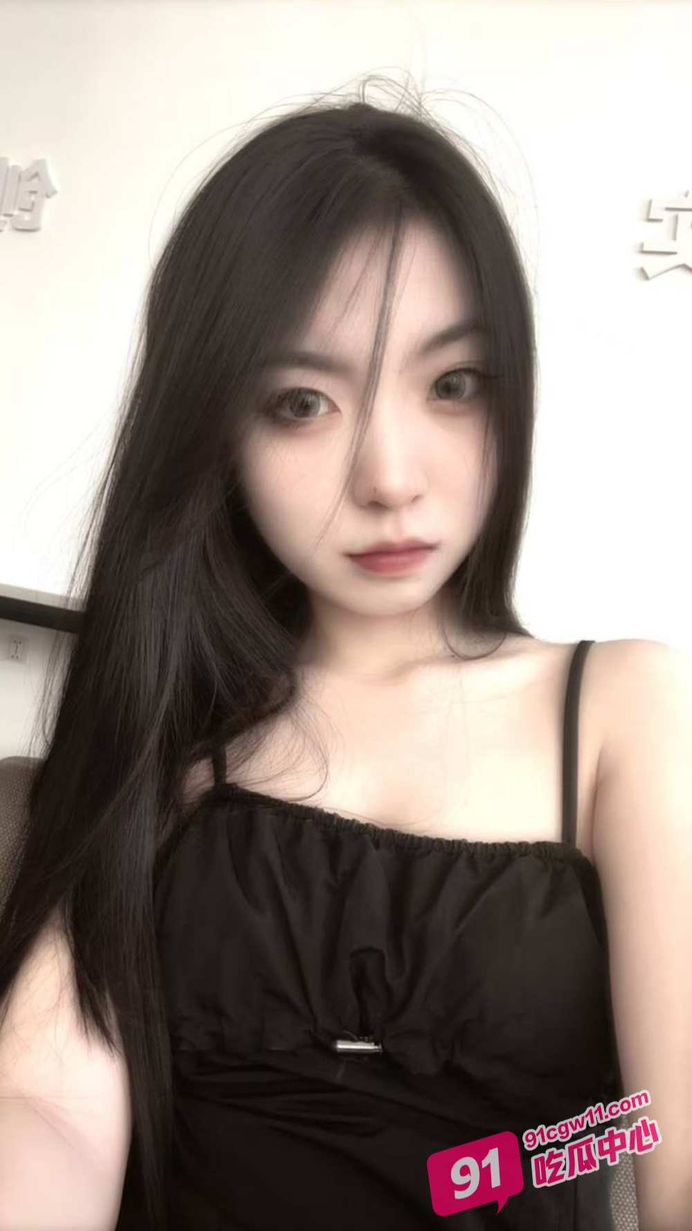 亲侄女的真实乱伦～勾引亲侄女乱伦 乖巧小萝莉被直捣黄龙！ 配图2
