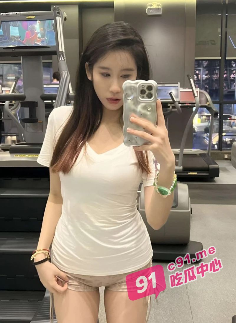 湖南瑜伽教练刘慧 买课就送炮 “我可以帮你锻炼小弟弟哦”
